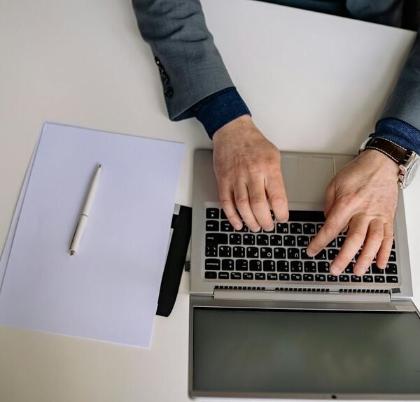 innovative internet suite digital hub 120919942